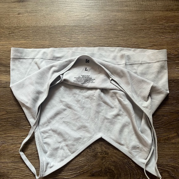 Light Blue Ribbed Tank Top - Picture 3 of 3